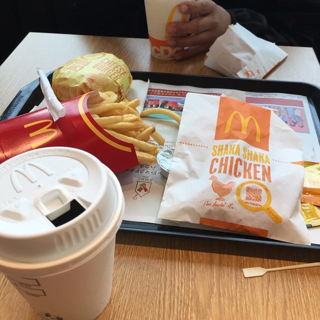 次男男子中学生弁当・三男とマックでデート