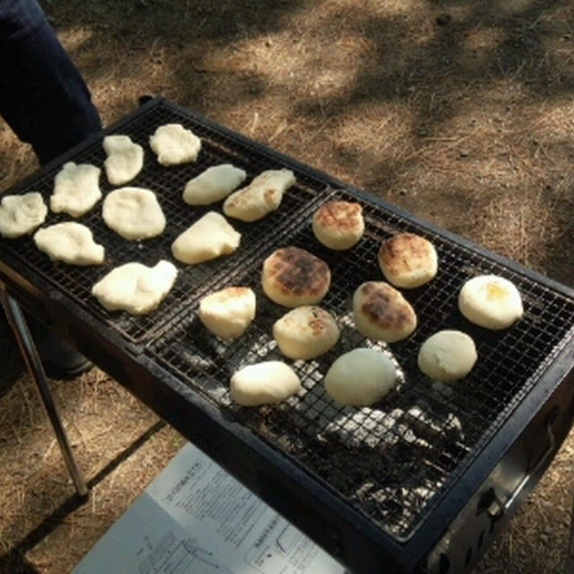 BBQでみんなで楽しむ手作りパン(レシピ付)