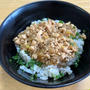 昼ごはんに「中華風鶏そぼろ丼」