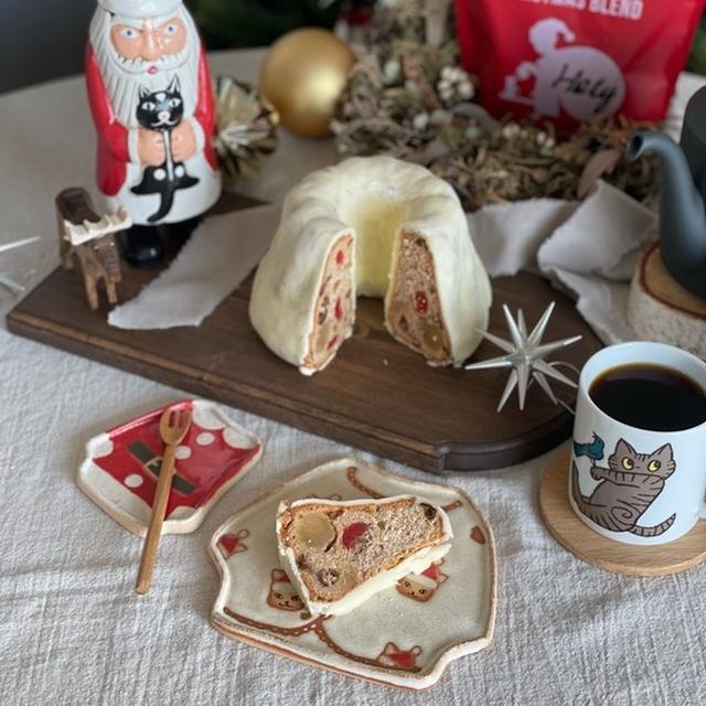「romi-unie」のシュトーレンと「ディモンシュ」のクリスマスブレンドコーヒー