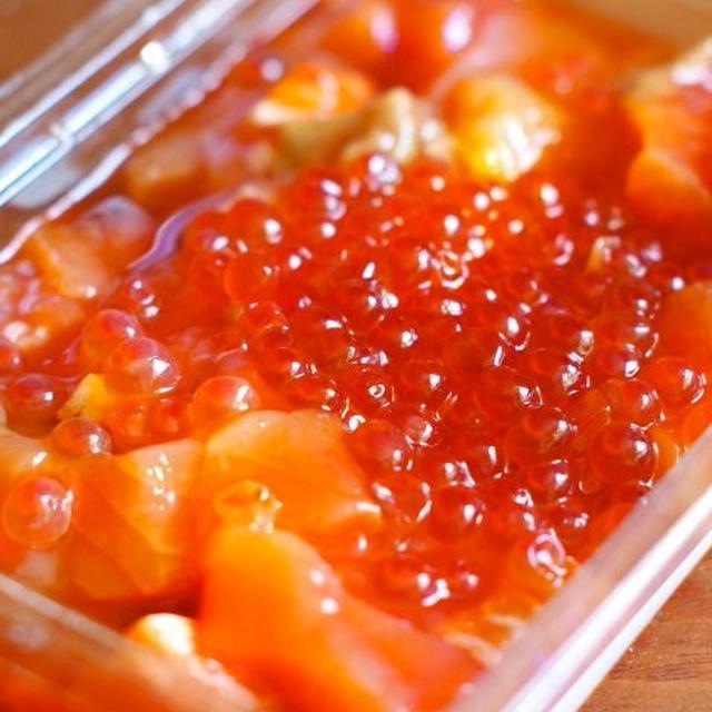 きらきらに輝く北海道の海の宝石！佐藤水産の鮭のルイベ漬