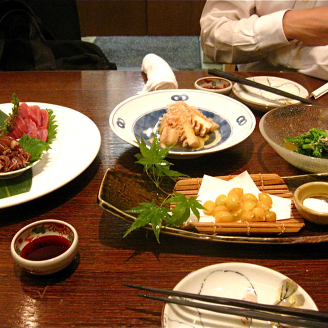 お昼休みの隠れ飲み、和彩　かくや。