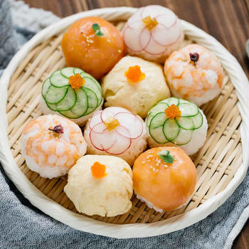 Temari Sushi(手まり寿司）