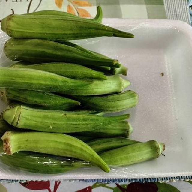 オクラのシーズン？  またあの店でウニ買って失敗