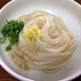 今朝の麺は珍しく「醤油うどん 冷」