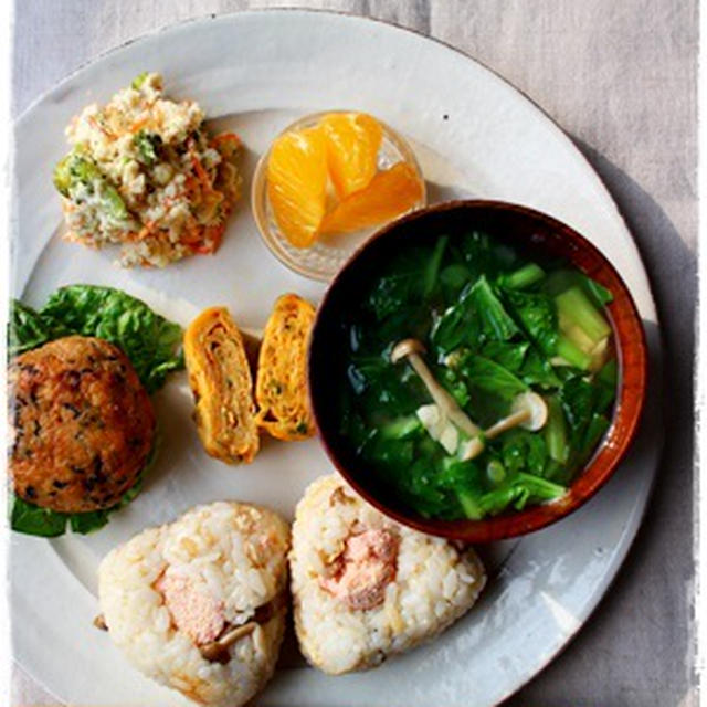 たらこご飯のおにぎりプレート