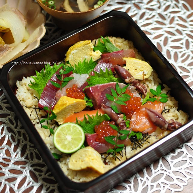 手巻き寿司用のお刺身セットで作る豪華海鮮ちらし鮨で晩ごはん（意外と簡単）