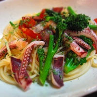 パスタソースで簡単イカとブロッコリーのぺペロンチーノ♪