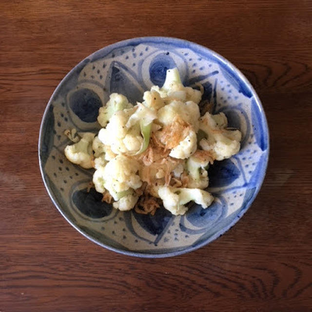 カリフラワーと桜エビの炒め物