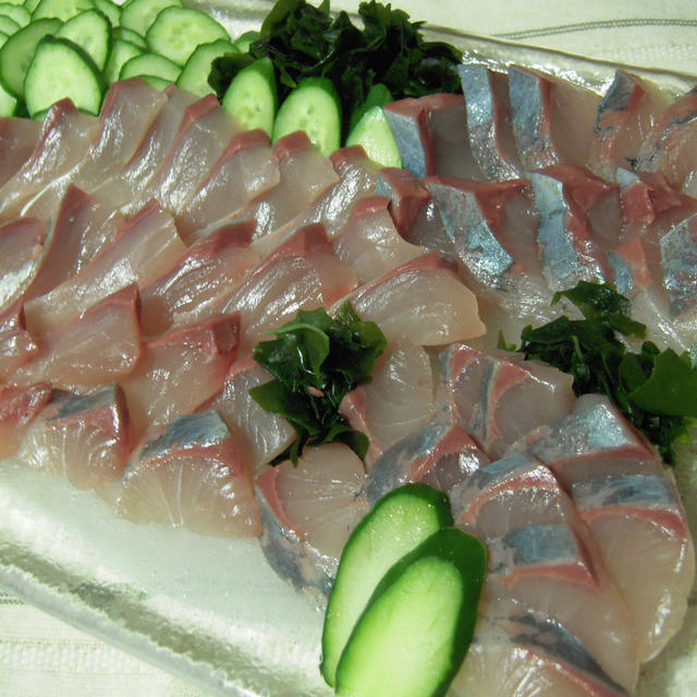 釣り立てヤズのお造りと上喜元 純米酒