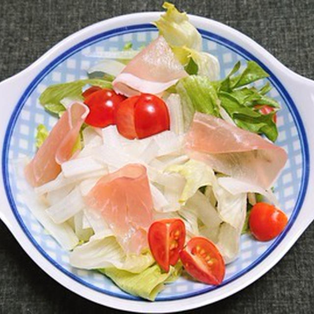 生ハムと野菜のサラダ、タコの刺身