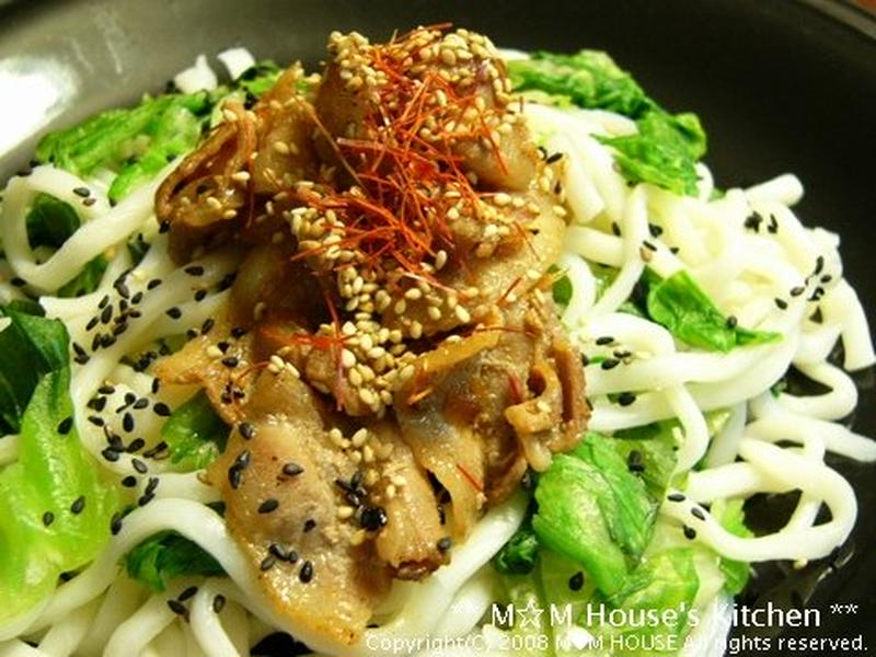 豚バラ肉照り焼きのっけ☆レタス冷製うどん♪