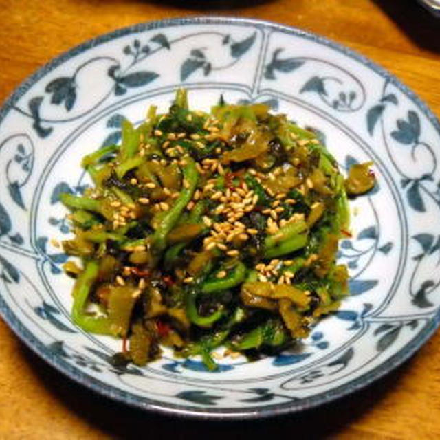 かぶの葉と高菜漬けのピリ辛炒め