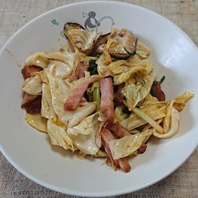 焼豚とキャベツの中華風スパイシー炒め：野菜食日記[1409]