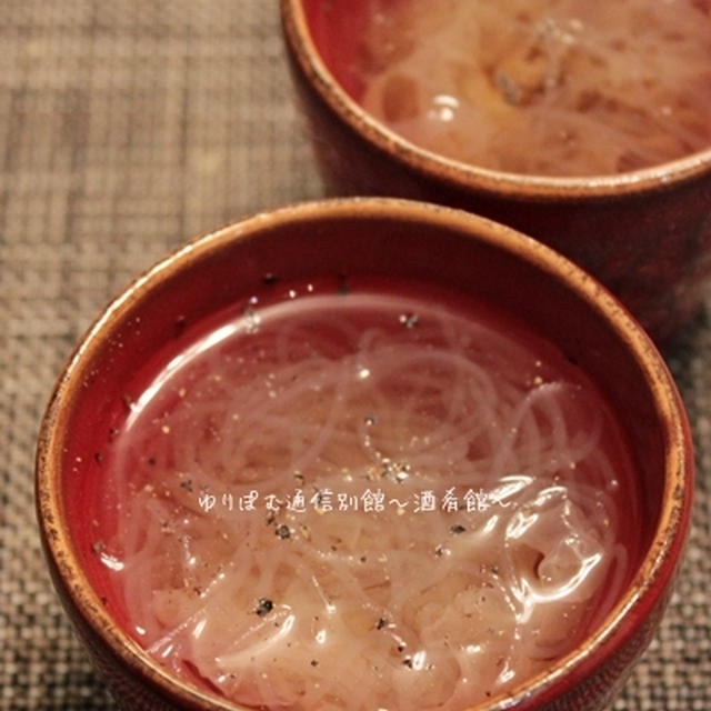 白キクラゲ入りすっぽんスープで美肌薬膳。