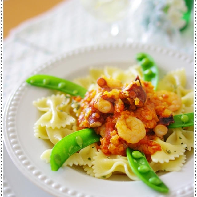 【たことエビのトマトソースパスタ】