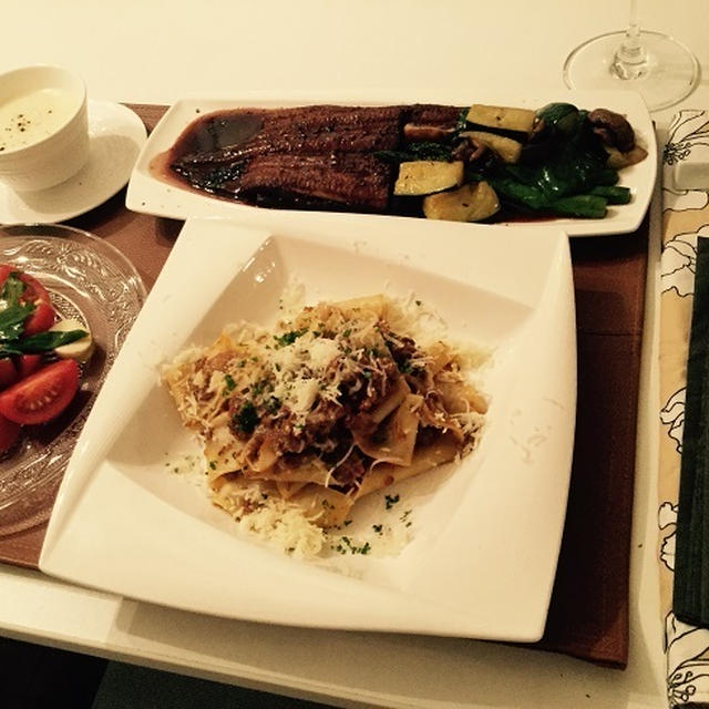 うなぎの赤ワイン煮とか