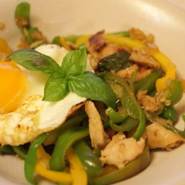 豚肉のバジル炒め～タイ風～