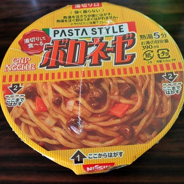 日清ＰＡＳＴＡＳＴＹＬＥボロネーゼ　トルコ風アイス　ソーダ