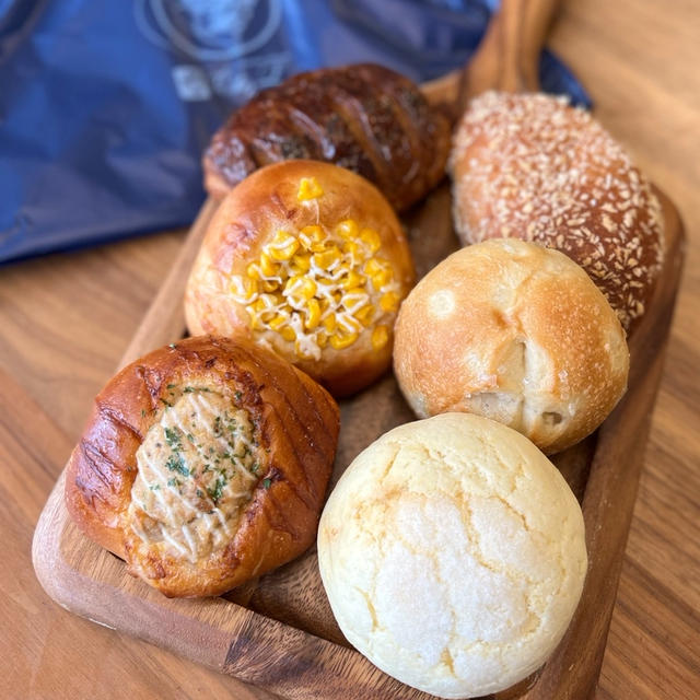 夫が買って来てくれた美味しいパン