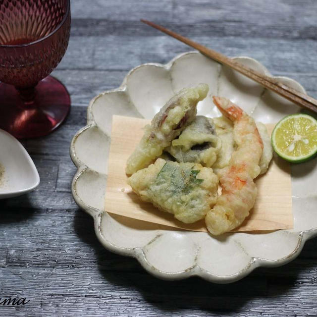 揚げたて！海老天と鶏天 / 海が見えるカフェ