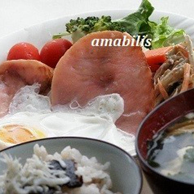 ハムエッグ定食