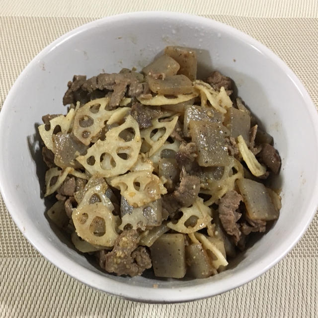 カサ増し牛肉レンコン金平♪ 小松菜とたまごと油揚げの煮物♪