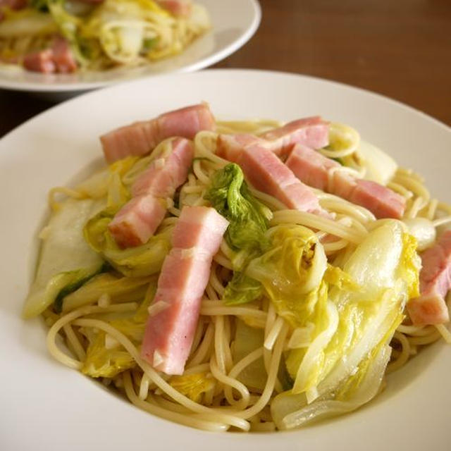 【祝】クックパッドつくれぽ10人話題入り★白菜とベーコンの煮込みパスタ♪