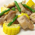 旬のトウモロコシで！トウモロコシと鶏モモ肉の炒め物 by TOMO（柴犬プリン）さん