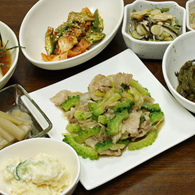 普段の晩ご飯ネタ「豚とゴーヤーのネギ塩炒め」