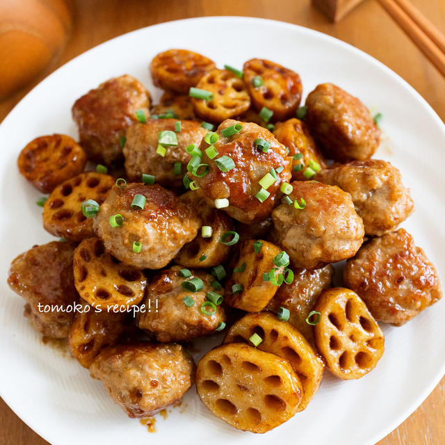 シャキッと厚切りれんこんがおいしい！肉団子の甘酢炒め