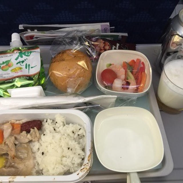 大韓航空機内食　羽田からのKE2708便　金浦空港からのKE2711便
