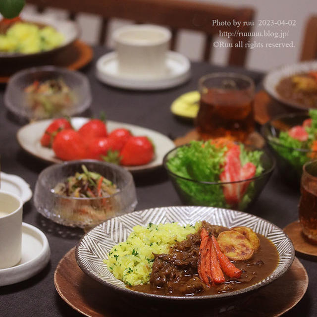 【献立】私作カレーと、コーンスープと、カニ（風）サラダなど。～今や2連チャンでもよい私の絶品カレー～