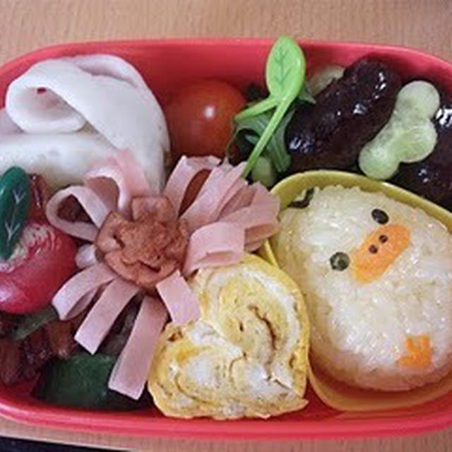 十六茶のおまけでキイロイトリ