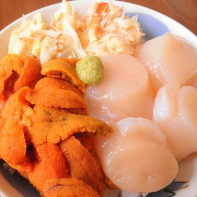 三色丼