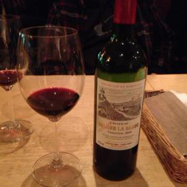 ワインバー　PINOT