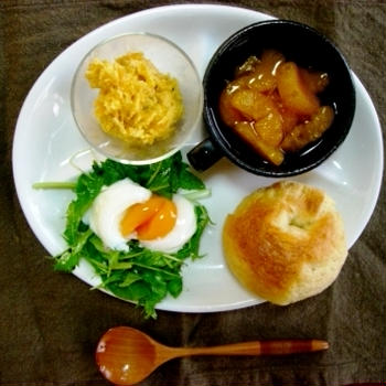 ゆっくり朝ごはん