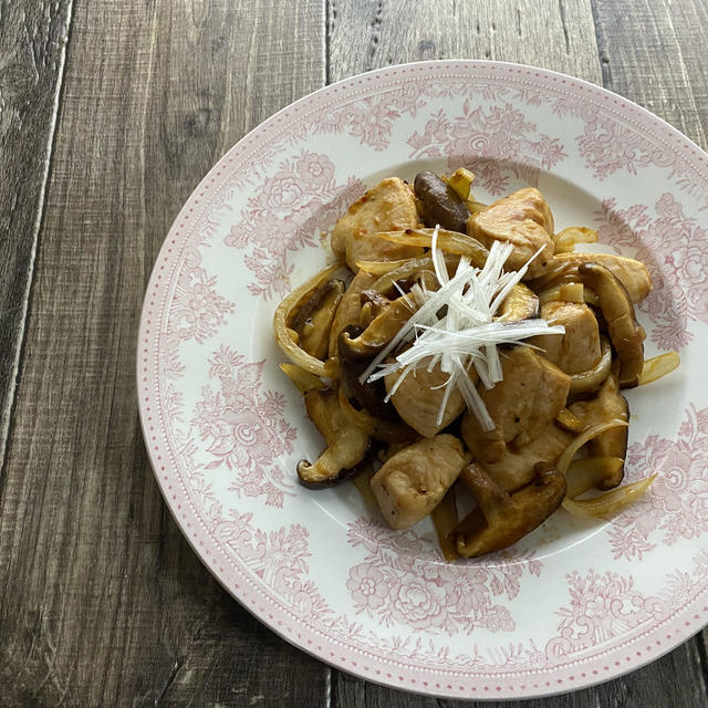 鶏むね肉としいたけのオイスター炒め