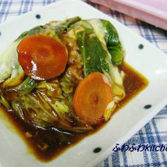 ＜ホーム＞春キャベツと挽肉のデミ＆チーズ蒸し