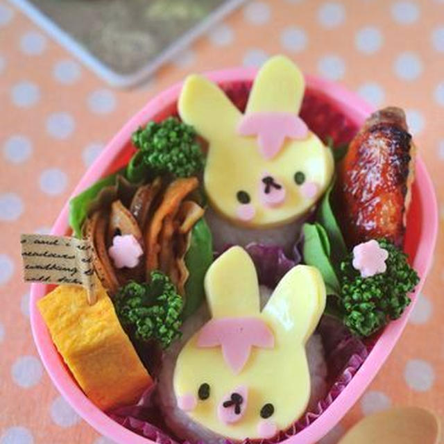 型抜きうさぎのお弁当