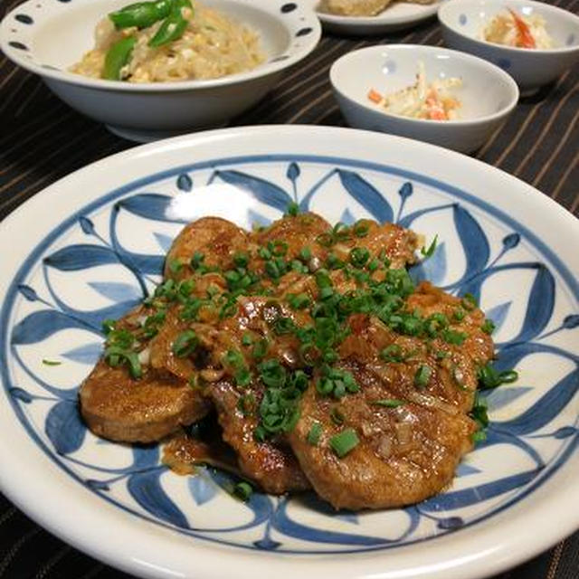 豚ヒレ肉の黒酢あんと糸こんにゃくの卵とじ♪ 今日のオット弁。