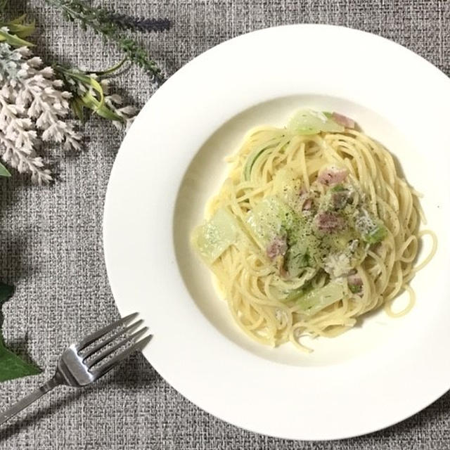 おうちでできるプロの味！しらすと白菜、ベーコンのオイルソースパスタ