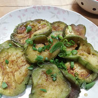 あと一品に簡単♪ 白ナスのめんつゆバター〈ぐんまクッキングアンバサダー〉