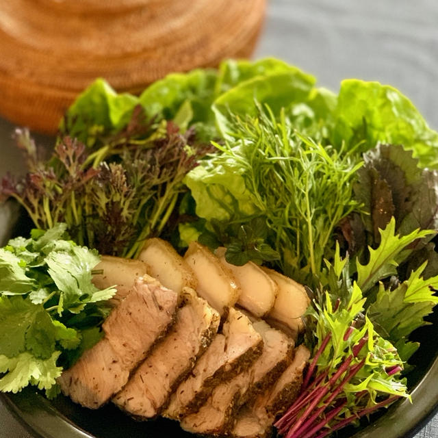 キレイと元気を作る食卓11〜豚ロース肉のハーブロースト　たっぷり野菜添え〜