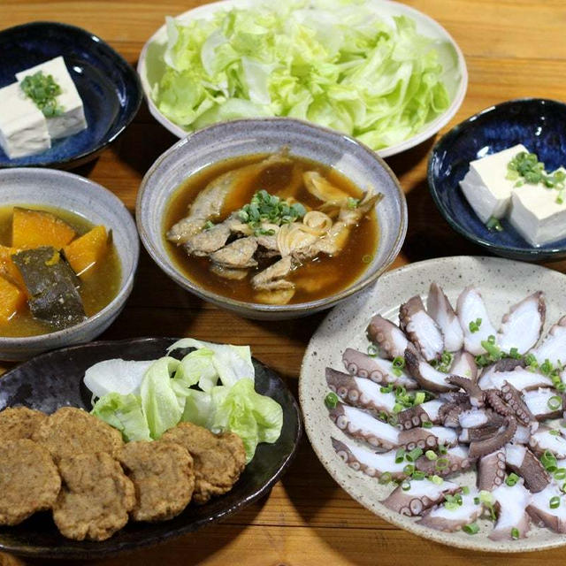 長崎県五島産イスズミのすり身揚げ、自家採捕タコの刺し身、アジの南蛮漬けほか。