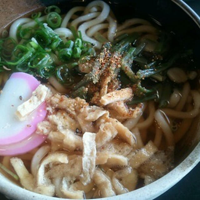 お昼ごはーん