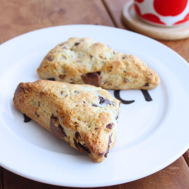 ドンキで見つけた大容量のホケミでチョコチャンクスコーン♡