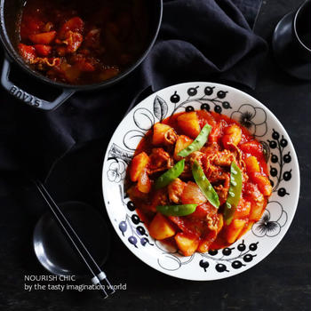 麺つゆでコク旨なトマト缶肉じゃが【鍋】