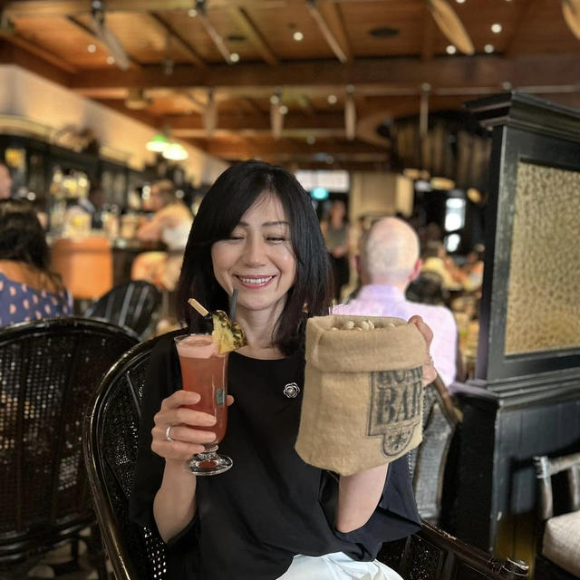 シンガポール旅行記（最終回）ラッフルズホテルで本家シンガポールスリングを飲む