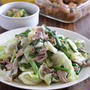 肉野菜炒めにちょい足しで美味。たたききゅうりのごま醤油。のごはんの日。